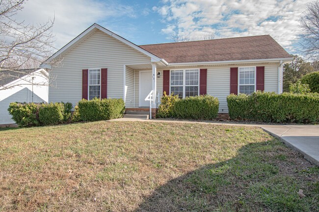 Fenced Yard! - Fenced Yard! House