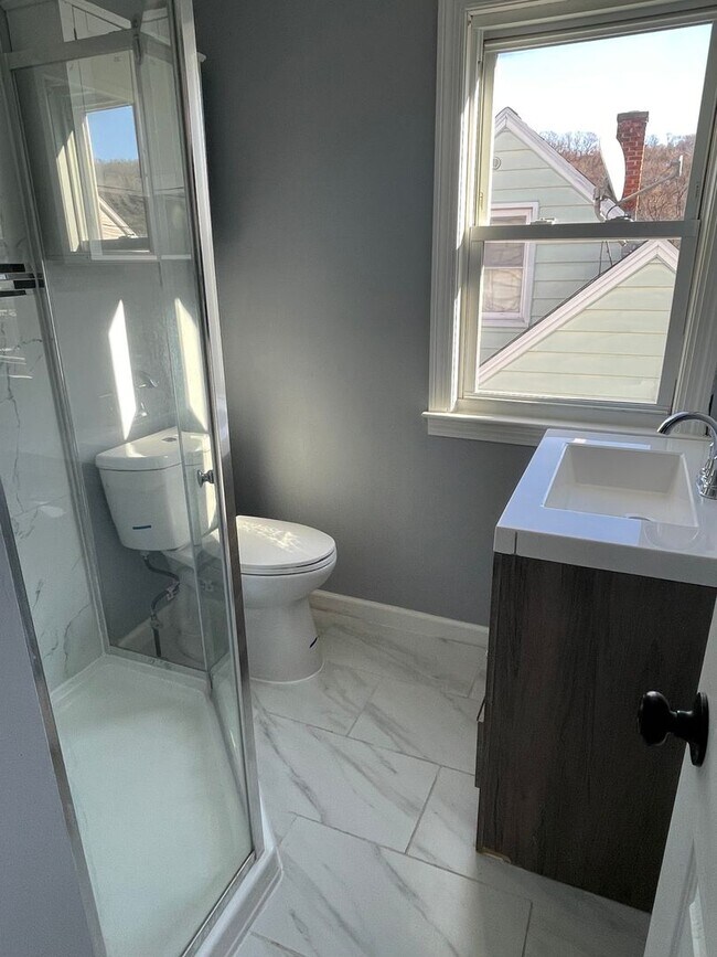 Photo - Newly renovated 5 bedroom single family ho...