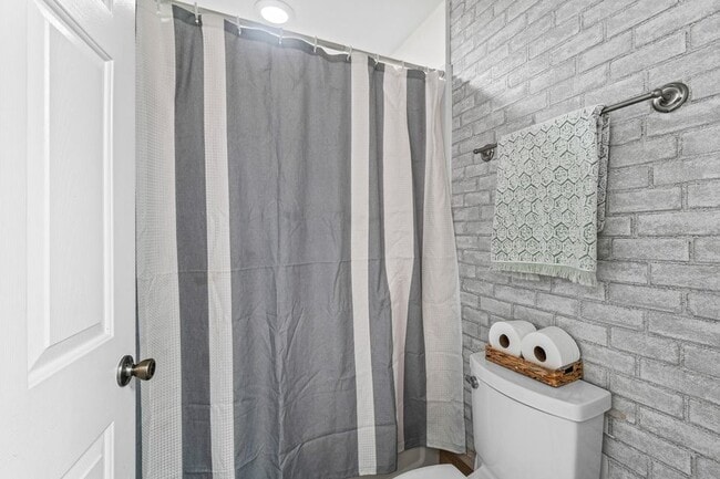 Photo - 318 SE 23rd Ave