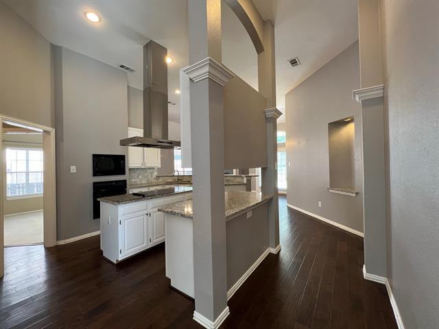 Photo - 9811 Cliffside Dr