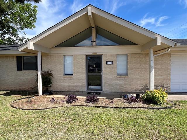 Photo - 6415 Circo Dr