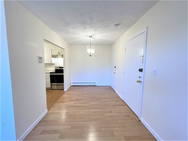 Photo - 295 Main St Unit 28