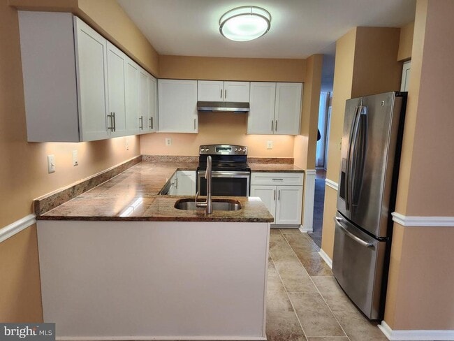 Photo - 449 Oakmont Ct