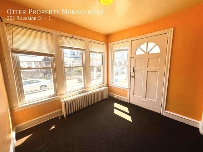 Photo - 253 Rosemar St Unit 1