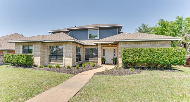 Photo - 6801 Alissa Dr