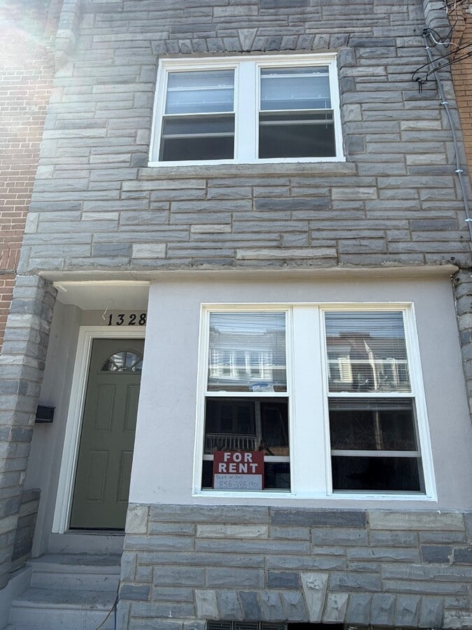 Photo - 1328 Morton St