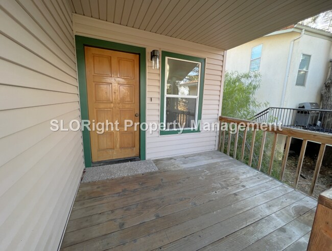 AVAILABLE NOW- Recently Updated Home on Lake Nacimiento - 3 Bed / 2 Bath