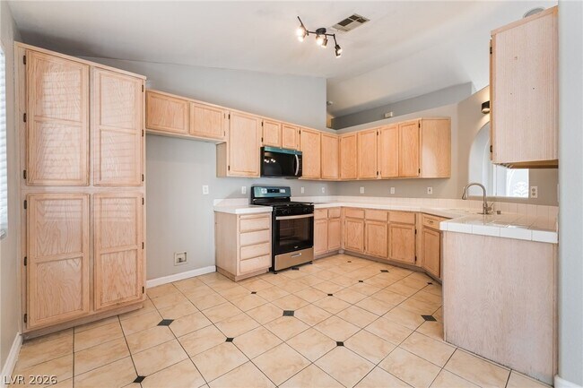 Photo - 122 Red Coral Dr