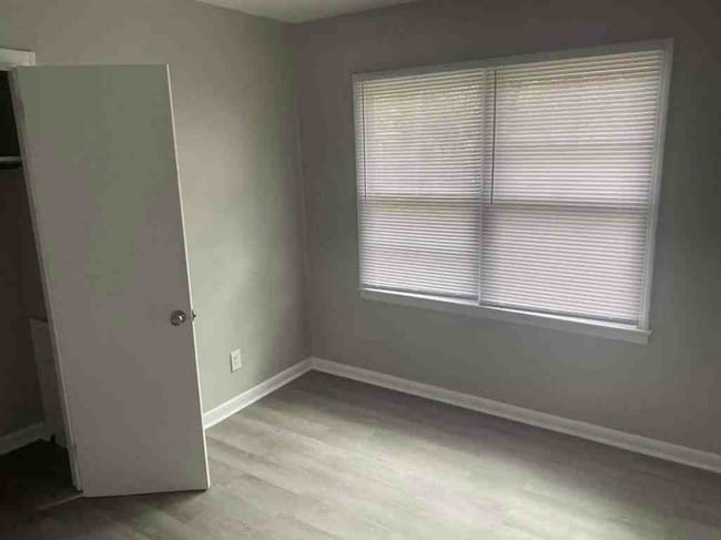 Photo - 803 Lausanne Dr