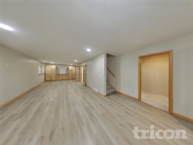 Photo - 10527 61st Pl