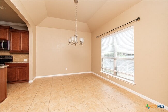 Photo - 245 Chering Dr