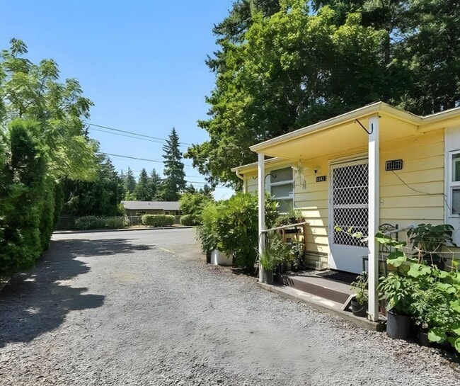 Building Photo - 0125-01 Unit 18427