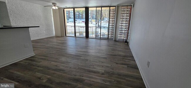 Photo - 12 S Van Dorn St Unit 406