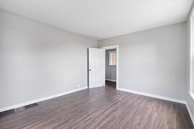 Photo - 325 Welsh Ave