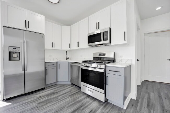 Photo - 4350 W Lawrence Ave Unidad 408