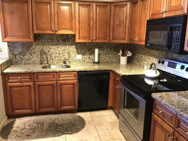 Photo - 2940 N Course Dr Unit 608