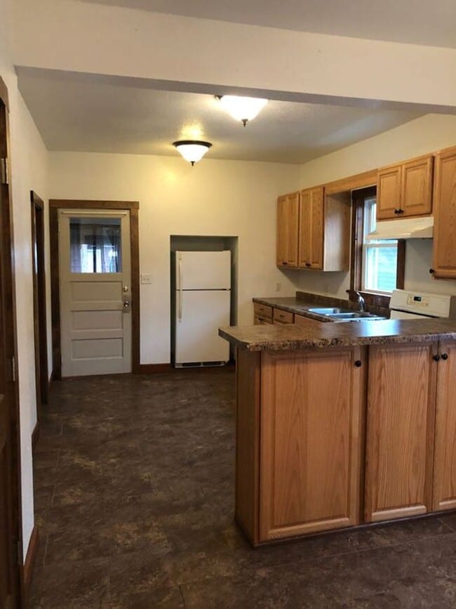 Building Photo - bry1804 Unit 1806