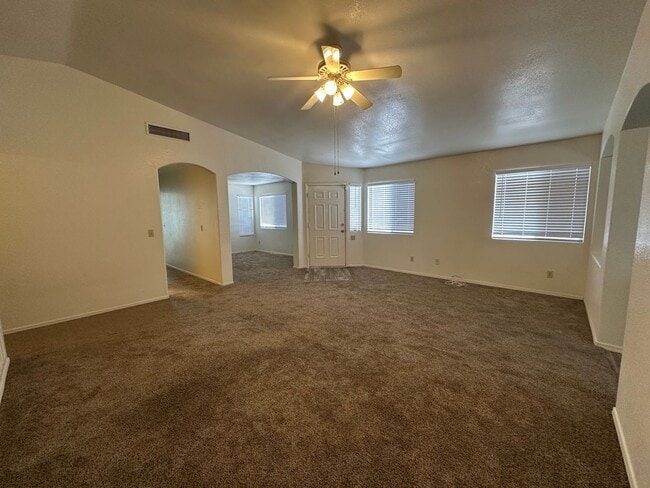 Photo - 9011 E Weyburn Dr