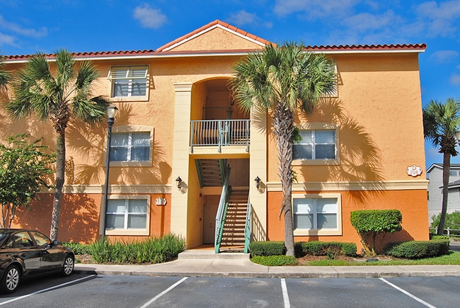Resort Style Living within Walking Distanc... - Resort Style Living within Walking Distanc... Condo