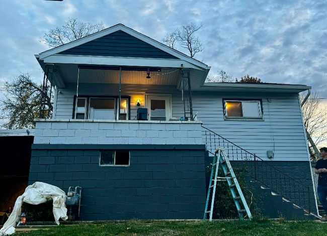 Photo - 108 Broad St House
