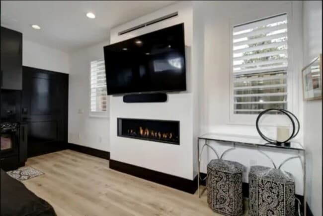 4708 Marlborough Way