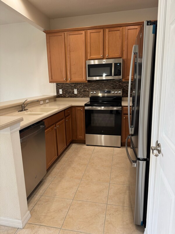 Photo - 6853 46th Way N