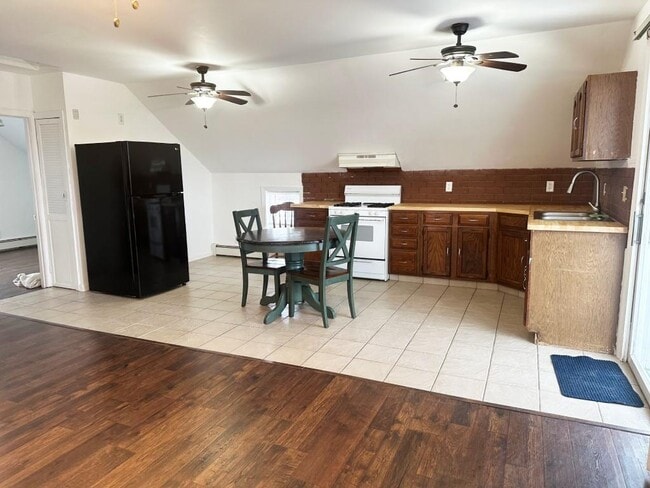 Photo - 78 Memorial Dr Unit 2