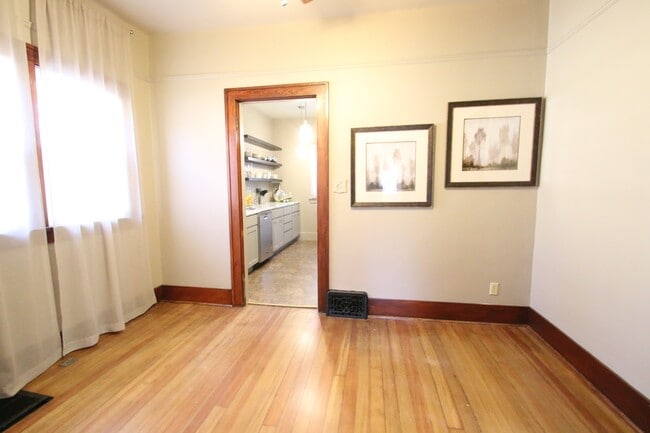 Photo - 1806 South Phillips Avenue