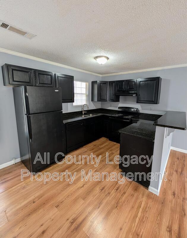 Photo - 4677 Lois Dr