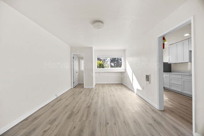 Building Photo - 3947 Angelo Ave