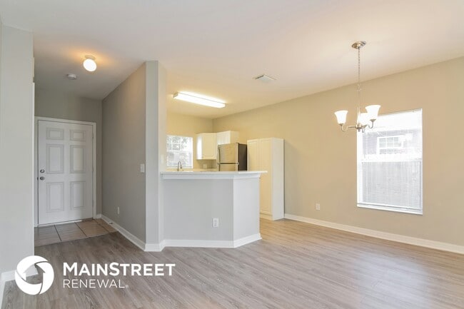 Photo - 1711 31st Ave E