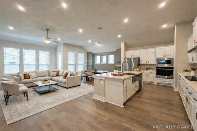 Photo - 337 Alicante Ln