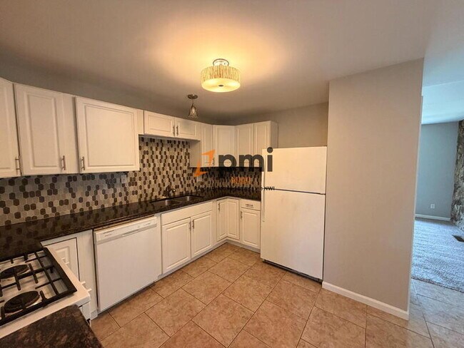 Photo - 2299 McCool Rd