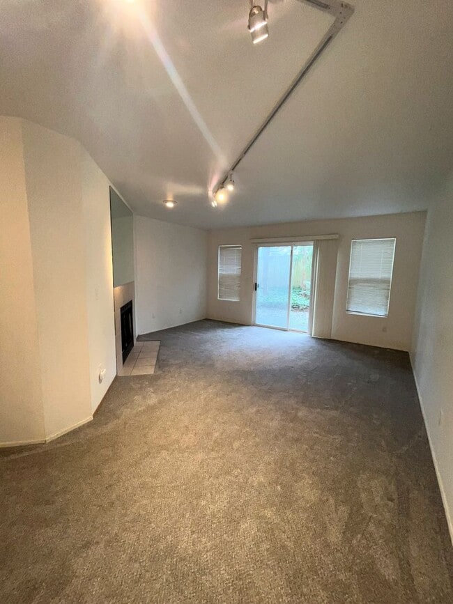 Photo - 447 - Townhome in Spectacular Location, 1 Car Attached Garage