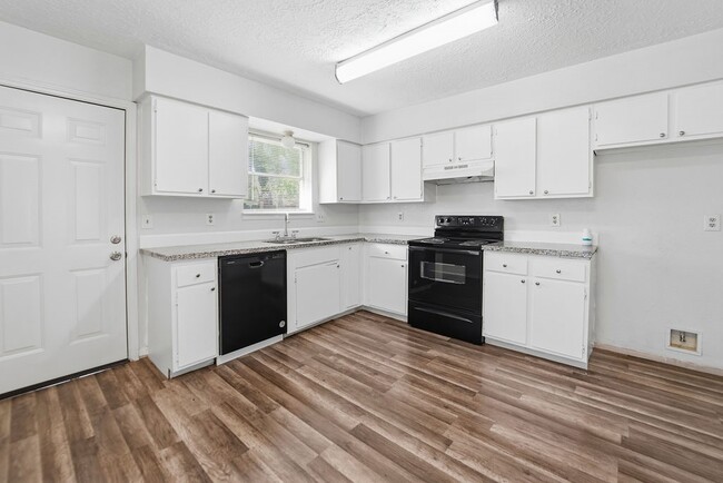 Photo - 4542 Algernon Dr