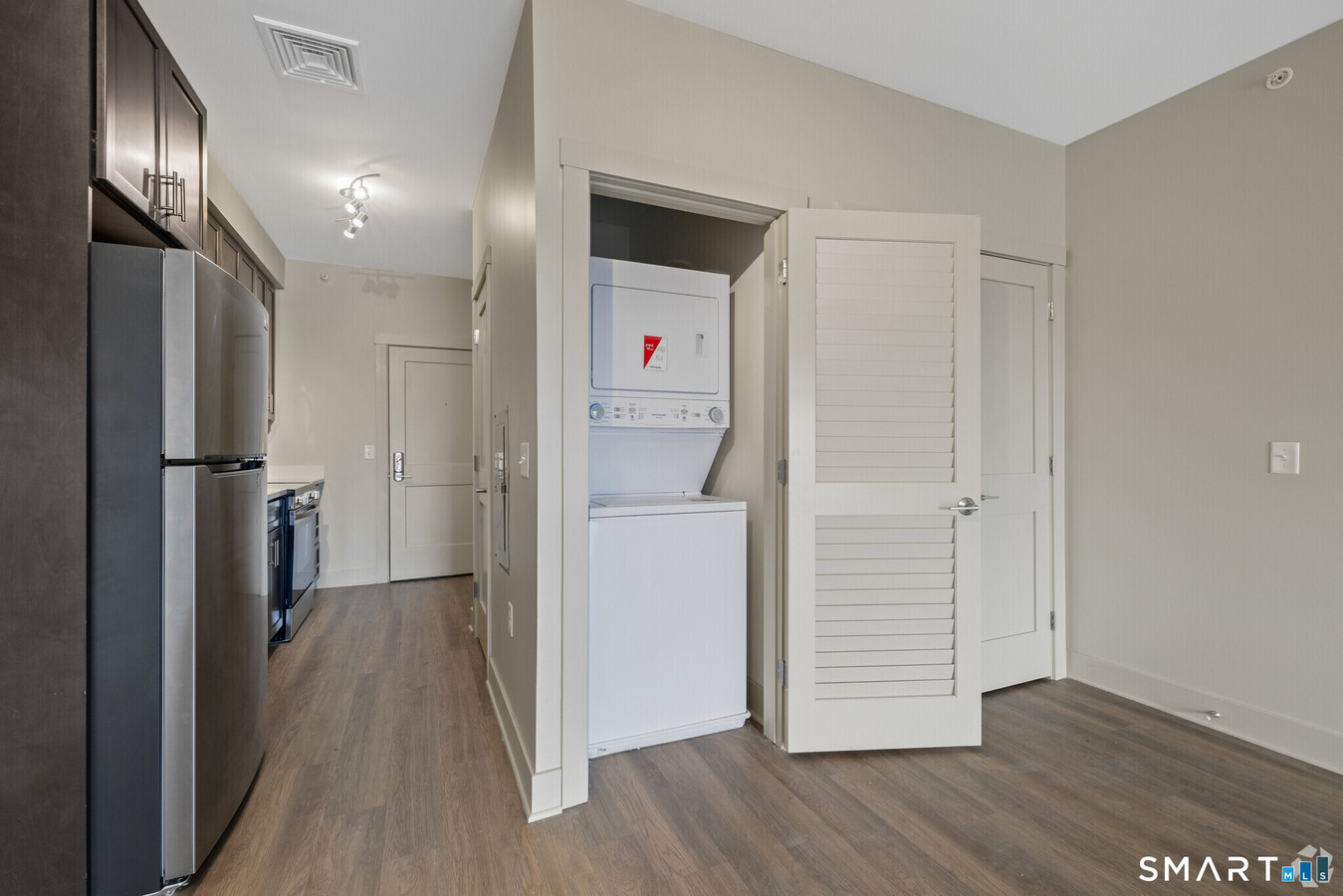 Photo - 75 Marlborough St