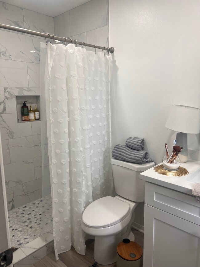 Photo - 28207 W Worcester Rd