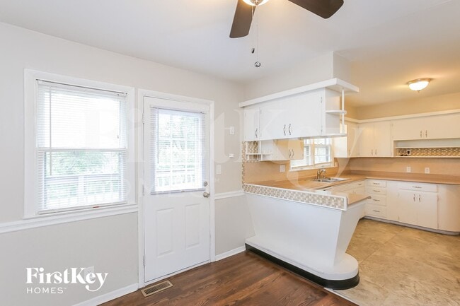 Photo - 9707 E 79th Terrace