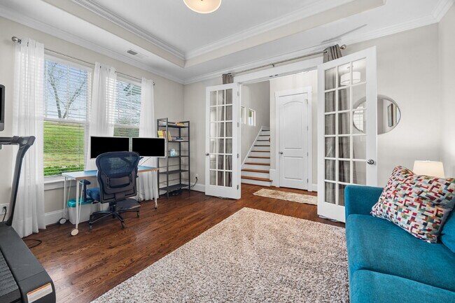 Photo - Fully Furnished 3BR Retreat in Riverwalk | Office + Screened Patio