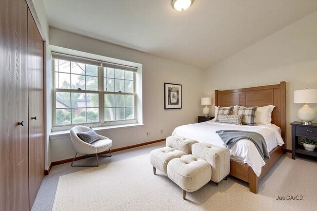 Photo - 1915 Brighton St