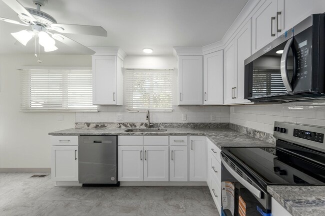 Photo - Gorgeous Home in Cottonwood Heights!