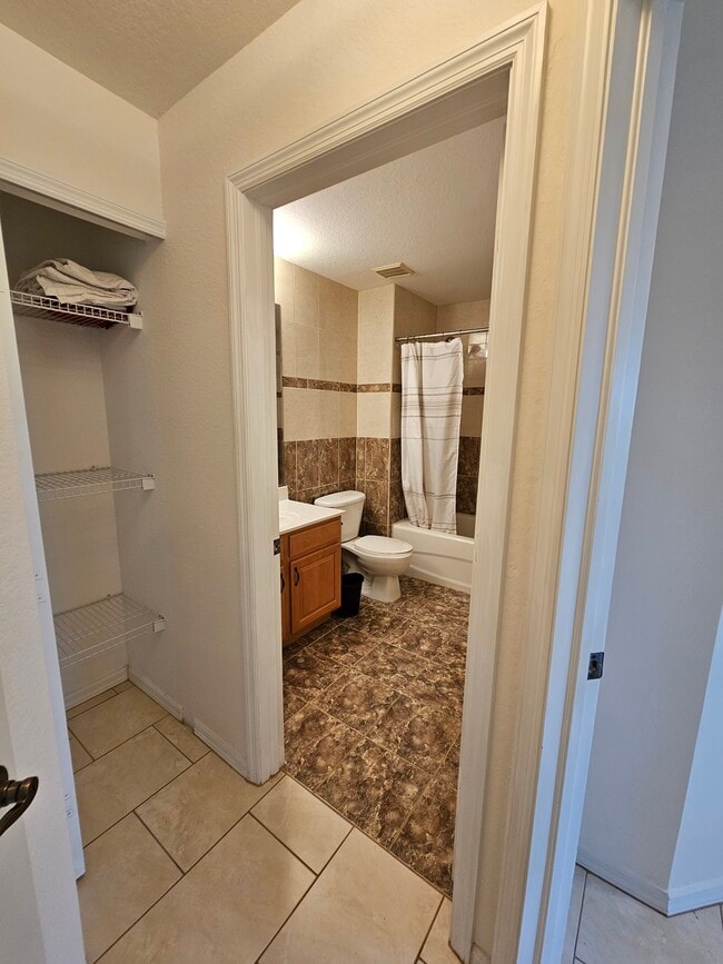 Photo - 12515 McGregor Blvd Unidad 12515 McGregor Blvd. #109