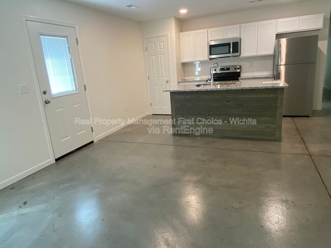 Photo - 1763 N Minnesota St