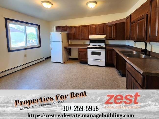 Photo - 237 E K St