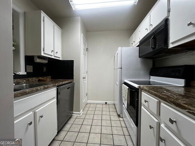 Photo - 2165 S Milledge Ave
