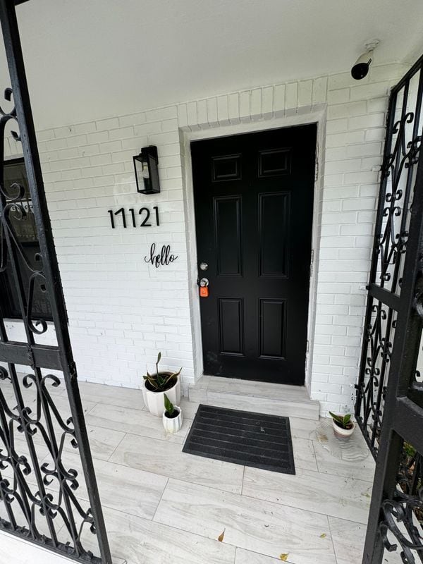 Photo - 17121 NW 44th Ave House