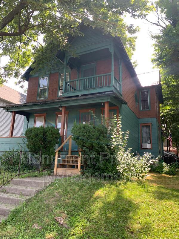 Building Photo - 435 S Meadow St Unit Upper