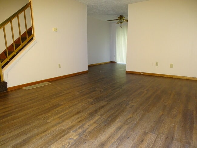 Photo - 1670 Colonial Dr