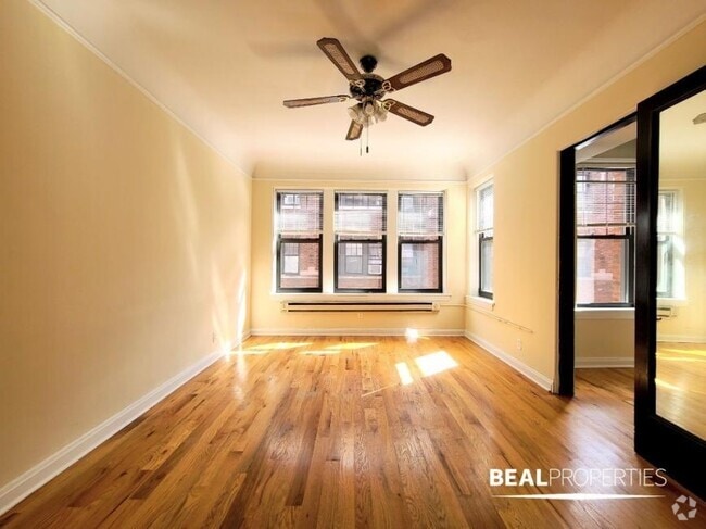 Building Photo - 0 bedroom in CHICAGO IL 60640 Unit B1 Rental