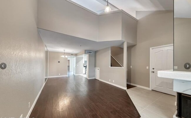 Photo - 2605 S Durango Dr Unidad Durango 202